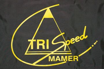 TRI Speed-Logo im Flexdruck auf dem QUICKUPTENT Faltzelt Volant