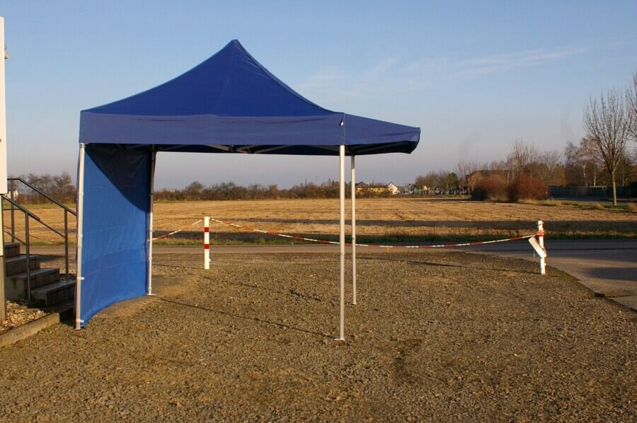 3×3m QUICKUPTENT ALU-HEXAGON-Faltzelt mit Vordach, Seitenansicht