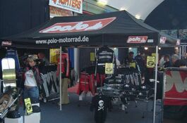 6x3m QUICKUPTENT mit Werbeaufdruck auf der Dachschrägen und dem Volant