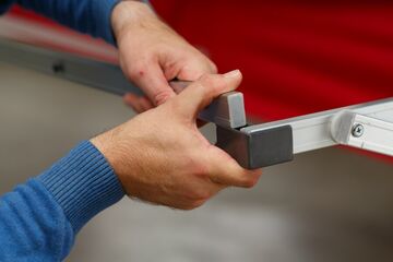 seitliche Führung der Querstreben