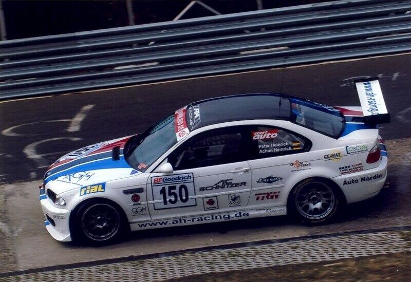 Der BMW M3 von der Seite