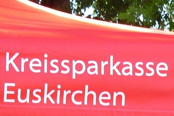 Kreissparkasse Euskirchen Bedruckung im Flexdruck auf dem QUICKUPTENT Faltpavillon Volant